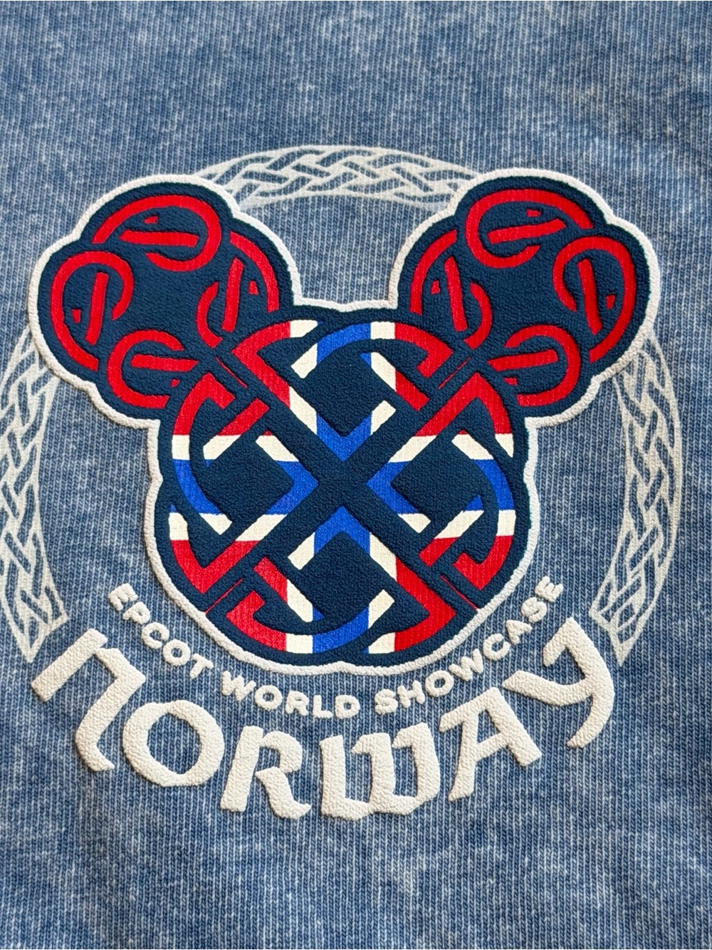 Disney Parks Epcot World Showcase Norway Pavilion Spirit
Jersey XS - Picture 2 of 7